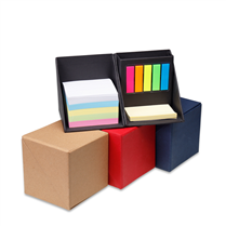 Bloco de anotações formato de cubo em papelão reciclado