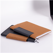 CADERNO DE ANOTAÇÕES EM COURO RECICLADO COM PORTA CANETAS
