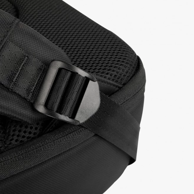 Mochila de Poliéster USB 25 Litros para Brindes